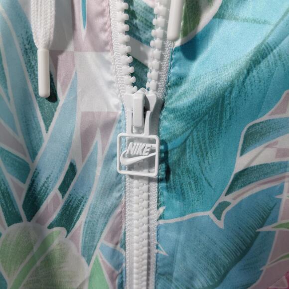 Nike Women's Small Tropical Windrunner Hooded Activewear Windbreaker Jacket - Picture 7 of 8